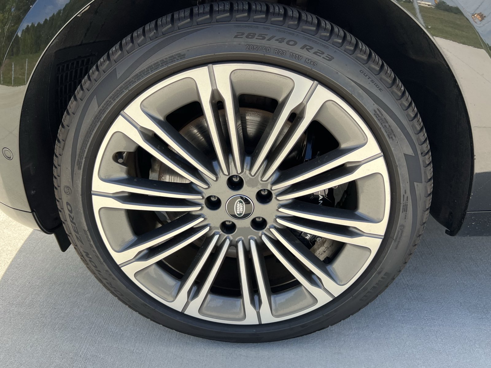 Used 2024 Land Rover Range Rover Autobiography AWD/4WD image 12