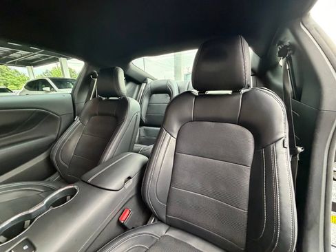 Used 2024 Ford Mustang GT Premium RWD image 34