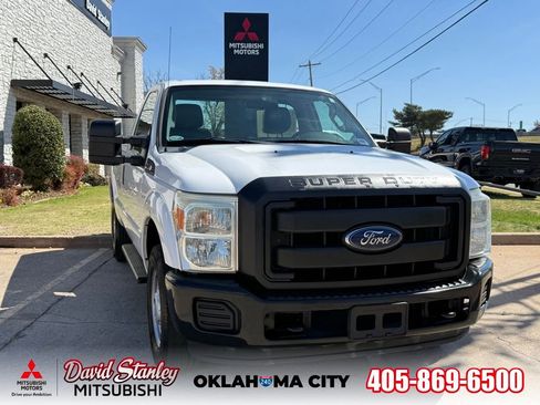 Used 2013 Ford F250 XL image 1