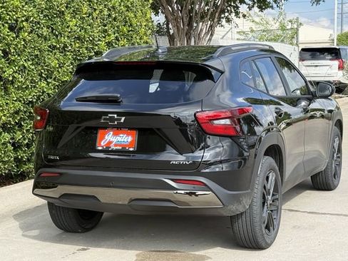 New 2026 Chevrolet Trax ACTIV image 4