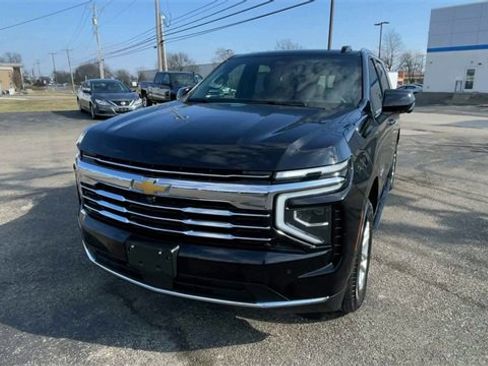 Used 2025 Chevrolet Tahoe LT image 5