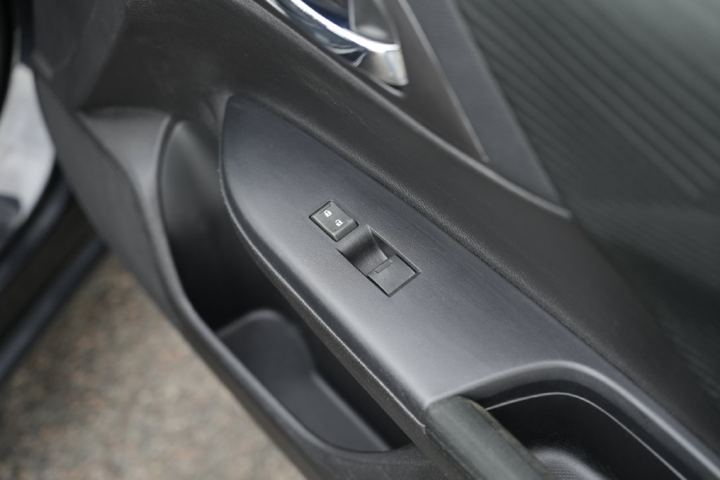 Used 2015 Honda Accord LX image 31