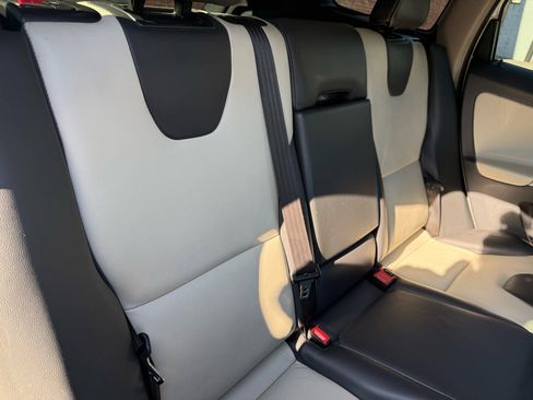 Used 2017 Volvo XC60 T6 Dynamic w/ Preferred Option Package image 8