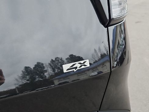 Used 2024 Kia Sportage LX image 29