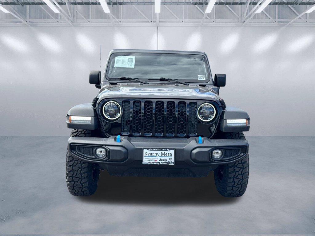Certified 2023 Jeep Wrangler Unlimited w/ 8.4" Radio Group AWD/4WD image 2