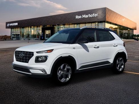 New 2026 Hyundai Venue SEL image 2