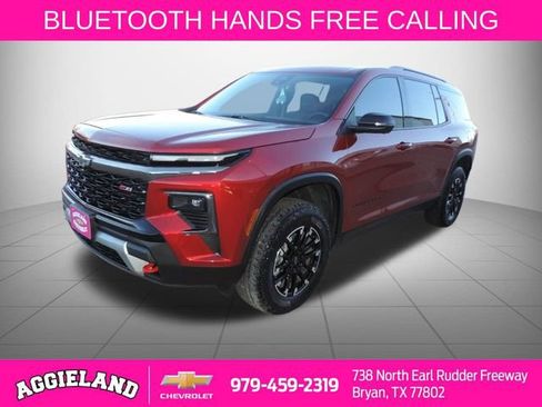 Certified 2025 Chevrolet Traverse Z71 w/ Driver Confidence Package image 11