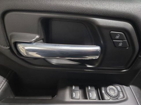 Used 2020 Chevrolet Silverado 2500 LT w/ Z71 Off-Road Package image 29