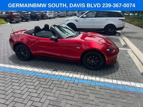 Used 2021 MAZDA MX-5 Miata Sport RWD image 4