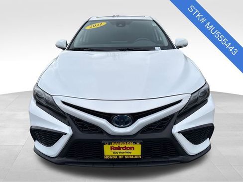Used 2021 Toyota Camry SE w/ Audio Upgrade Package image 2