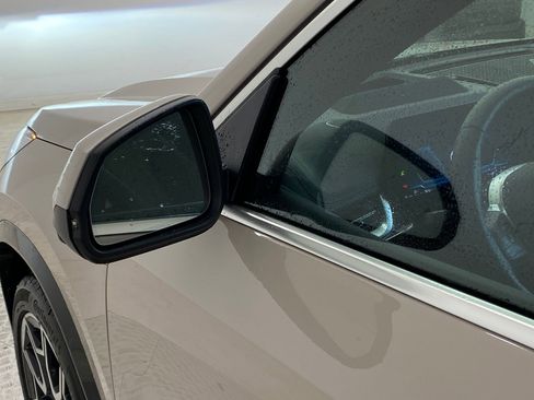 New 2026 BMW X1 xDrive28i w/ Technology Package AWD/4WD image 22