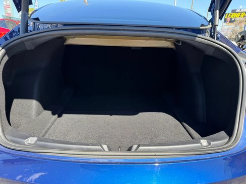 Used 2022 Tesla Model 3 Long Range AWD/4WD image 29