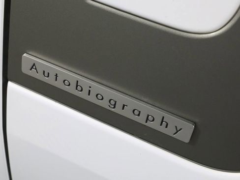 Used 2024 Land Rover Range Rover Autobiography AWD/4WD image 57