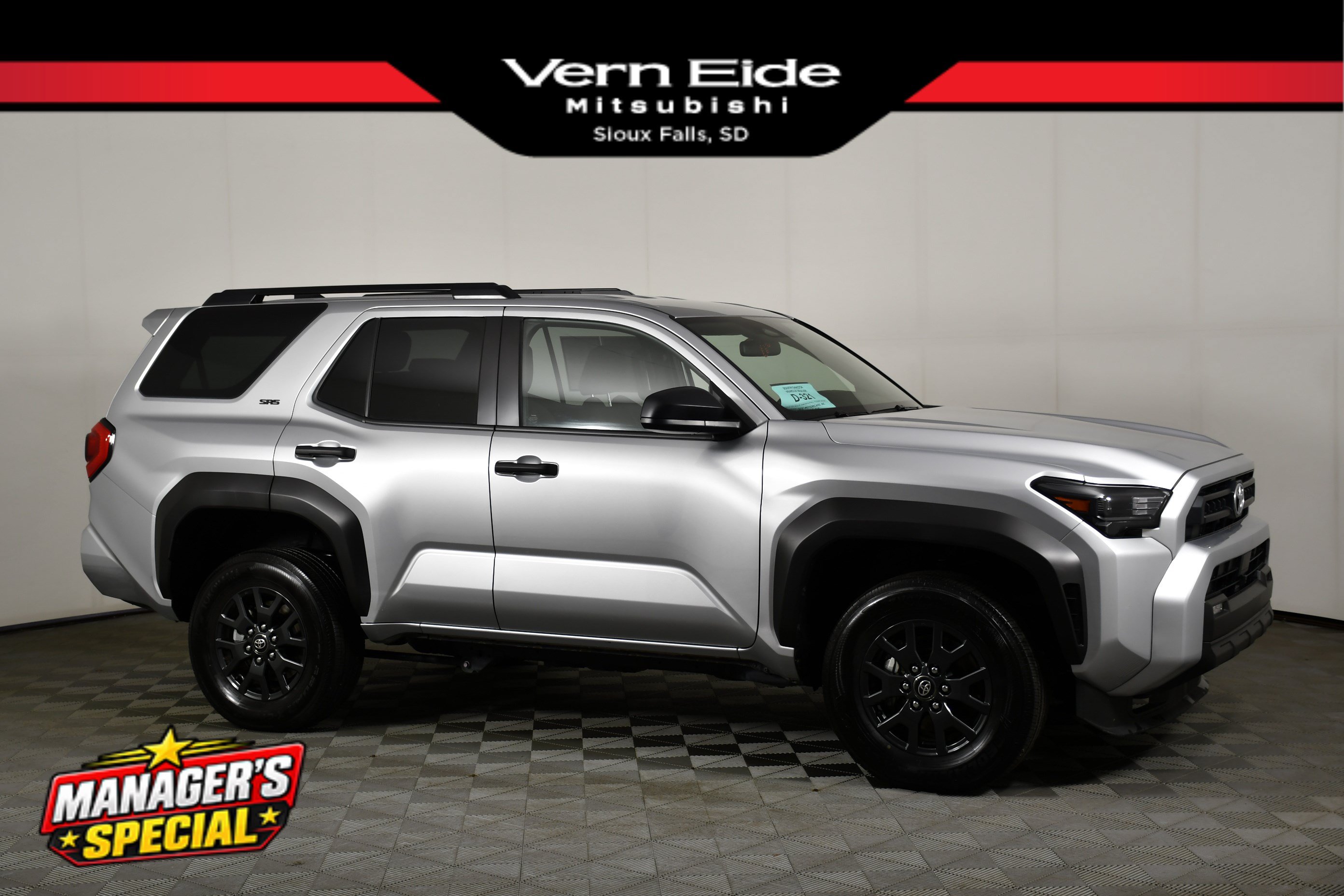 Used 2026 Toyota 4Runner SR5 AWD/4WD image 1