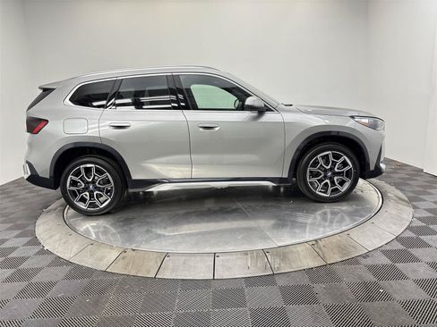 New 2026 BMW X1 xDrive28i w/ Technology Package AWD/4WD image 17