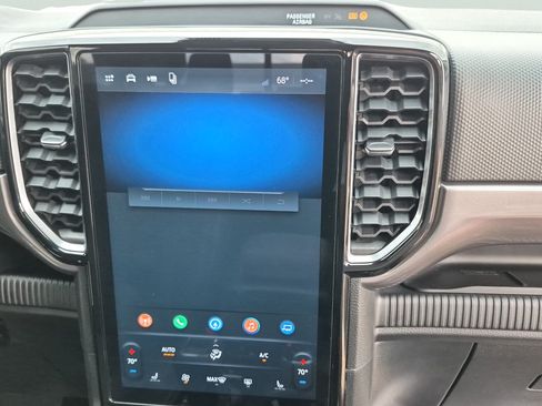Used 2024 Ford Ranger XLT w/ Equipment Group 301A High AWD/4WD image 22