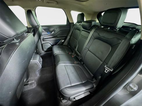 Used 2023 Lincoln Corsair Reserve FWD image 24