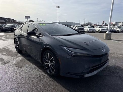 Used 2023 Toyota Prius XLE image 1