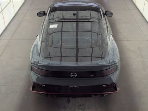 Used 2025 Nissan Z NISMO w/ Floor Mat Package RWD image 6