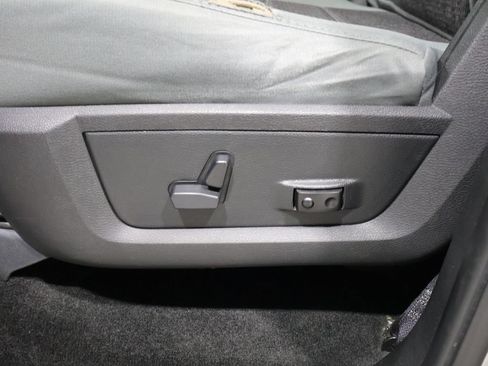 Used 2017 RAM 1500 Big Horn AWD/4WD image 12