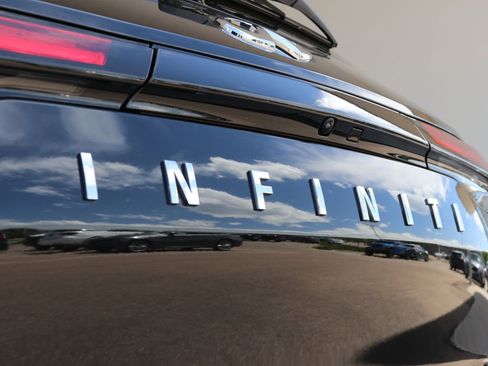 Certified 2025 INFINITI QX60 Luxe w/ Vision Package AWD/4WD image 41