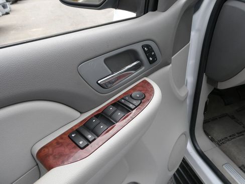 Used 2008 Chevrolet Avalanche LT w/ LT Preferred Equipment Group image 14