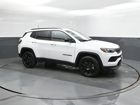 New 2026 Jeep Compass Latitude w/ Quick Order Package 29K image 17