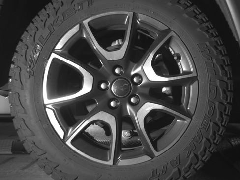 Used 2025 Jeep Compass Trailhawk w/ Trailer Tow Group AWD/4WD image 15