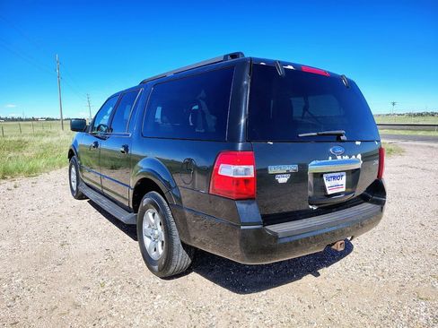 Used 2010 Ford Expedition EL XLT AWD/4WD image 3