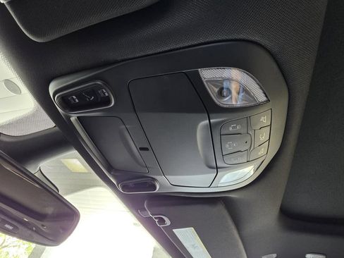 New 2026 Chrysler Pacifica Limited w/ Uconnect Theater Family Group AWD/4WD image 40
