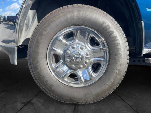 Used 2024 RAM 2500 Big Horn w/ Bed Utility Group image 14