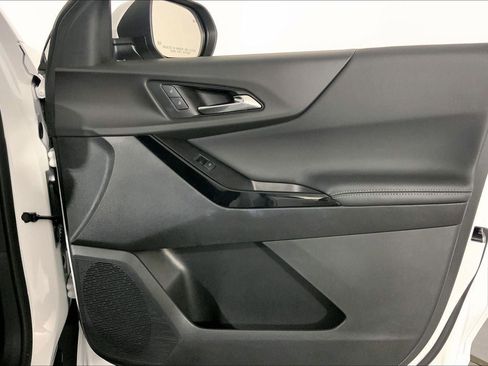 Used 2026 Chevrolet Equinox LT FWD image 27