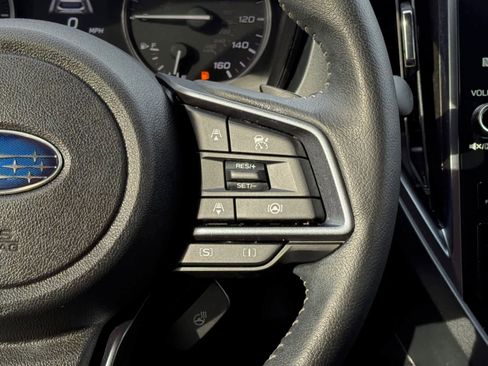 Certified 2025 Subaru Forester Limited image 17