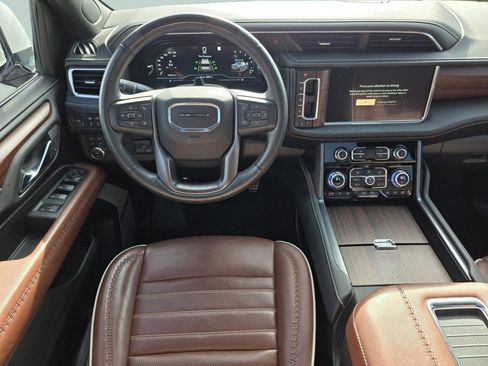 Used 2023 GMC Yukon Denali Ultimate image 38
