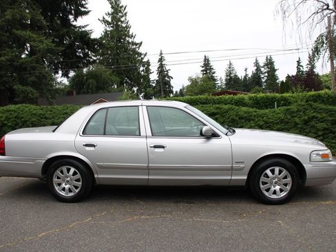 Used 2006 Mercury Grand Marquis LS RWD image 12