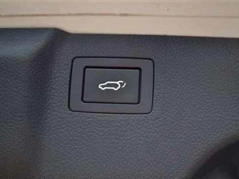 Used 2017 Hyundai Santa Fe Limited w/ Cargo Package AWD/4WD image 26