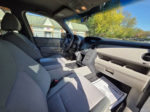 Used 2011 Honda Pilot EX image 34