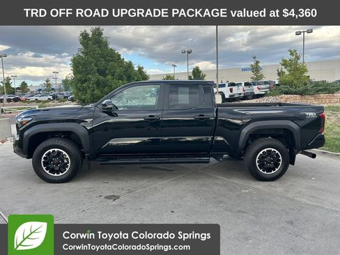 Used 2024 Toyota Tacoma TRD Off-Road w/ TRD Off Road Upgrade Package AWD/4WD image 5