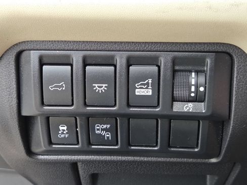 Used 2021 Subaru Ascent Limited w/ Popular Package #2A AWD/4WD image 6