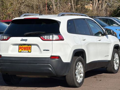 Used 2020 Jeep Cherokee Latitude image 4