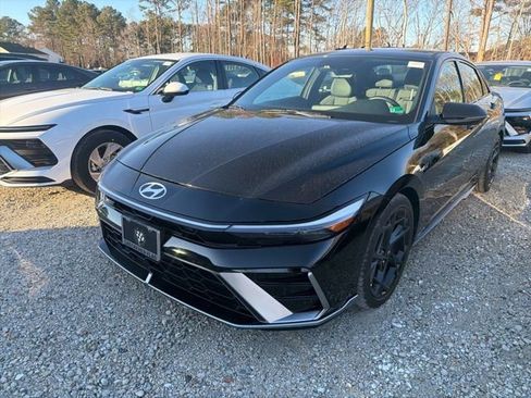 Used 2024 Hyundai Elantra N Line image 6