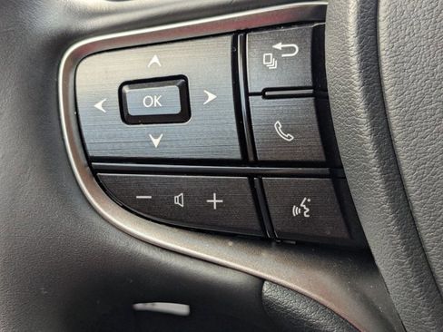 Used 2025 Lexus ES 300h w/ Premium Package image 12