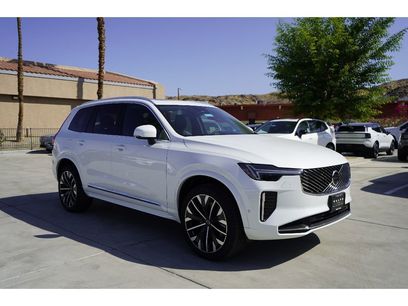 New 2025 Volvo XC90 T8 Plus w/ Protection Package Premier