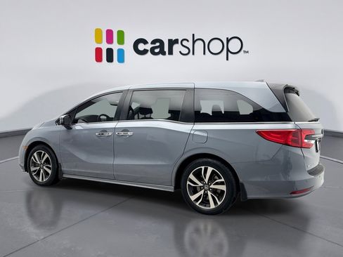 Used 2023 Honda Odyssey Touring image 3