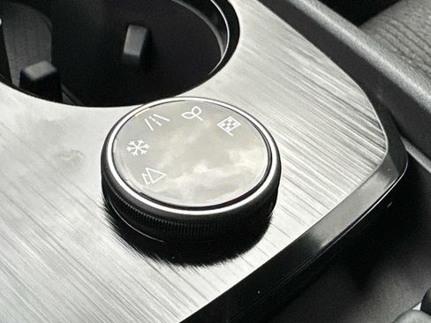 New 2026 Nissan Rogue SV AWD/4WD image 37