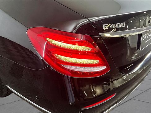 Used 2018 Mercedes-Benz E 400 4MATIC Sedan image 28