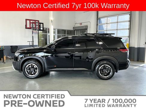 Used 2023 Nissan Pathfinder Rock Creek AWD/4WD image 21
