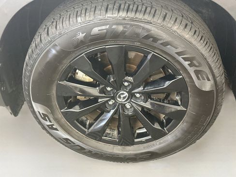 Used 2025 MAZDA CX-50 AWD 2.5 S w/ Preferred Package image 36