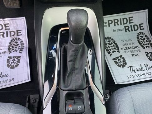 Used 2022 Toyota Corolla SE image 13