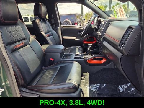 Used 2023 Nissan Frontier PRO-4X w/ Pro-4X Premium Package AWD/4WD image 17